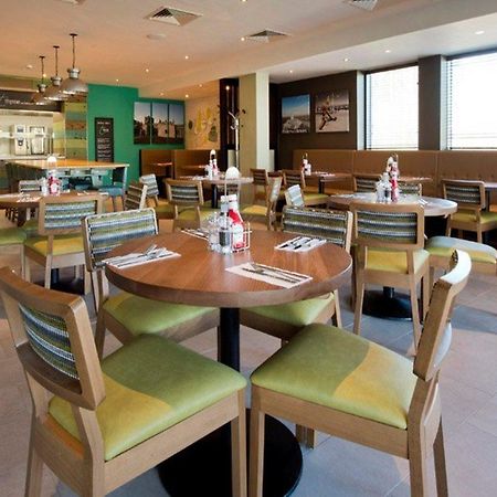 Premier Inn Holyhead Kültér fotó