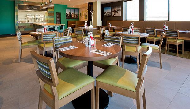 Premier Inn Holyhead Kültér fotó